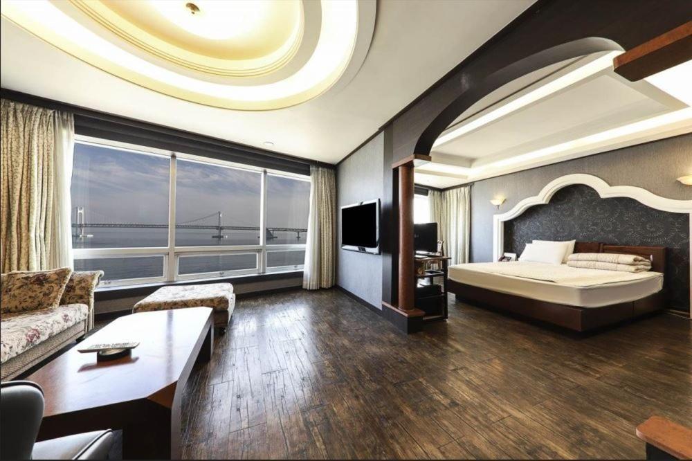 Bridge Hotel Пусан Экстерьер фото